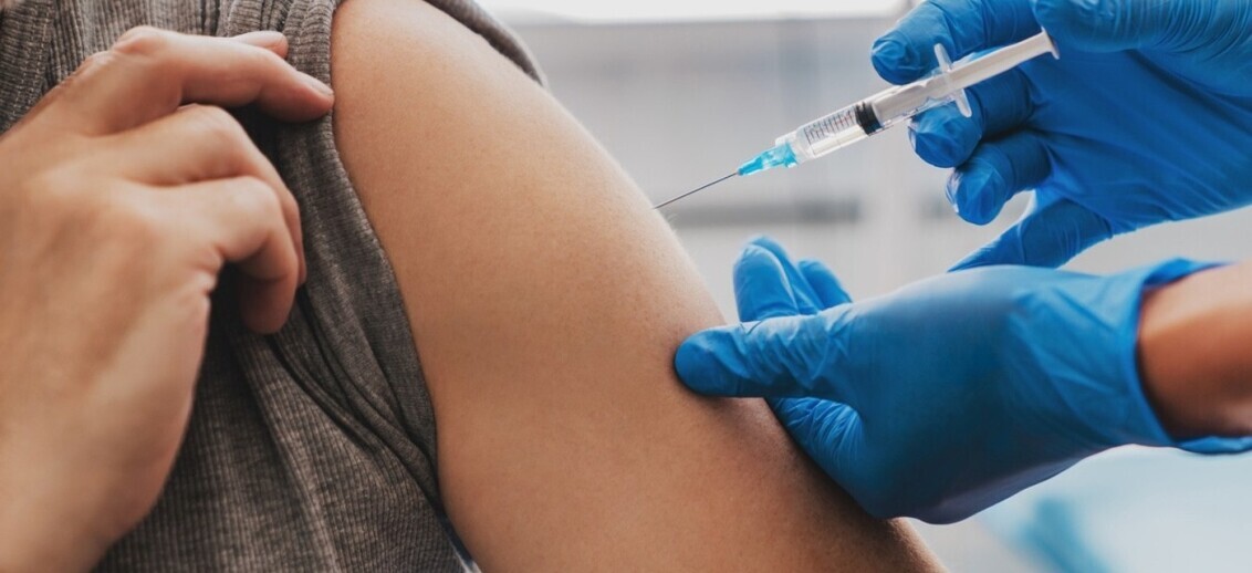 Should Employers Mandate COVID-19 Vaccines In the Workplace?